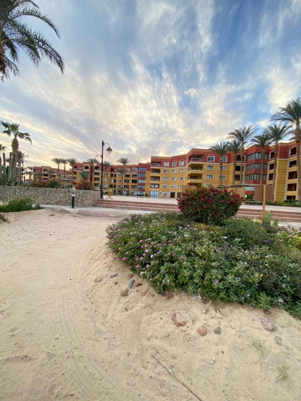 Esplanada Hotel Apartments Hurghada Bagian luar foto